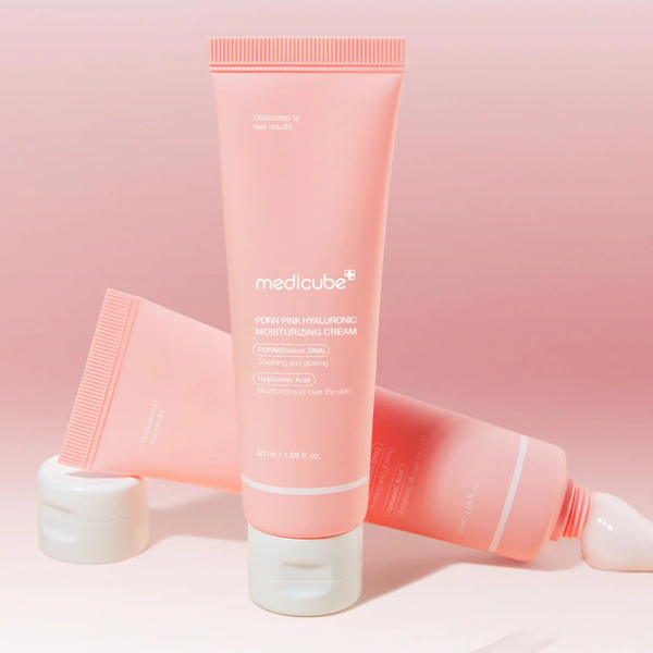 Зволожувальний крем з полінуклеотидами та гіалуроновою кислотою Medicube PDRN Pink Hyaluronic Moisturizing Cream, 50 мл 8800256113101 фото
