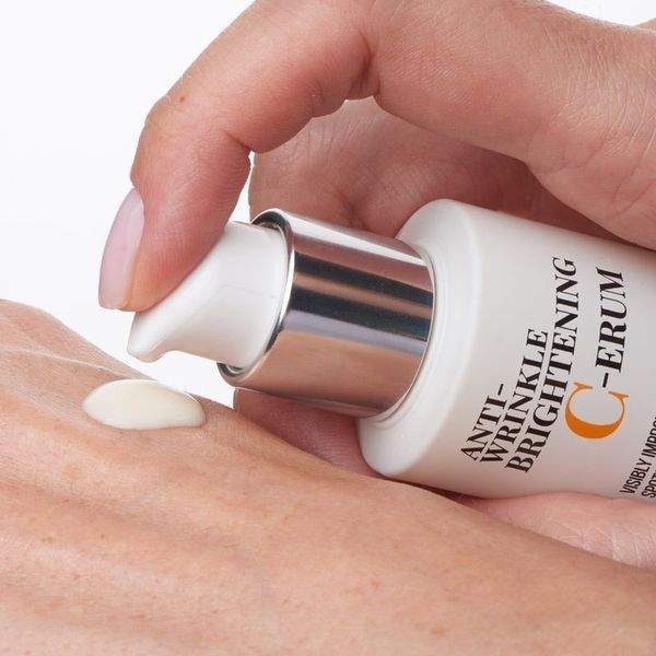 Суперконцентрована сироватка з вітаміном C INSTYTUTUM Anti-wrinkle Brightening Serum, 30 мл 0011 фото