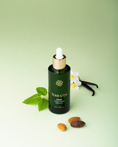 Відновлююча ампульна сироватка з полінуклеотидами Terrazen PDRN Total Renew Ampoule 50 мл 8809263868448 фото