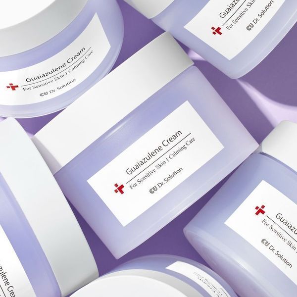 Інтенсивний заспокійливий крем з гвайазуленом CUSKIN DR. Solution Guaiazulene Cream, 50 мл 8809207225191 фото