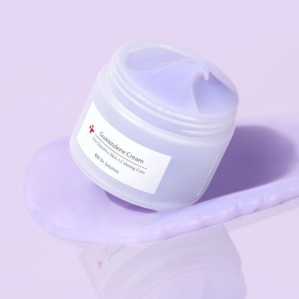 Інтенсивний заспокійливий крем з гвайазуленом CUSKIN DR. Solution Guaiazulene Cream, 50 мл 8809207225191 фото
